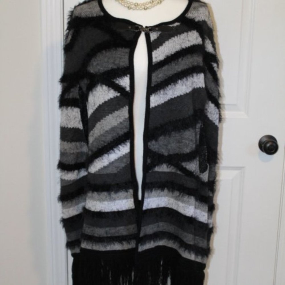 BCBG Max Azria Black Grey White Fuzzy Poncho S/M